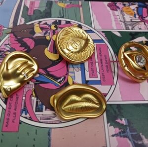 SCHIAPARELLI Statement BUTTONS Lot of 4 . Made In FRANCE